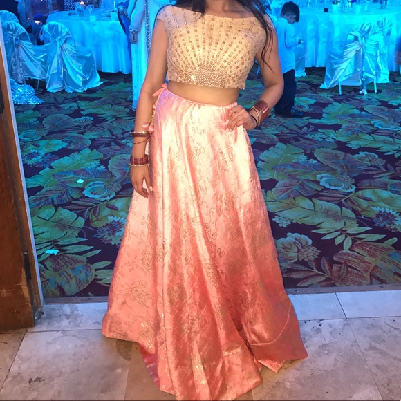 Pakistani suit lengha - Picture 2 of 2